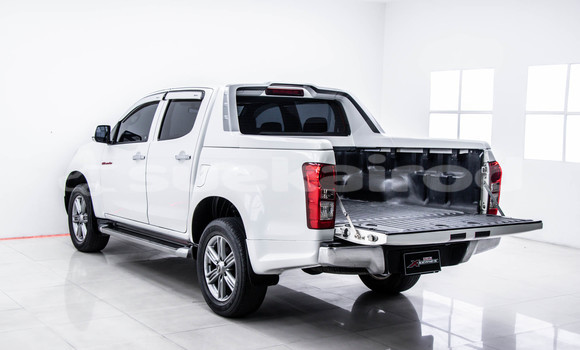 Buy Used Isuzu D-Max White Car in Bangkok in Bangkok Buy Used Isuzu D-Max White Car in Bangkok in Bangkok