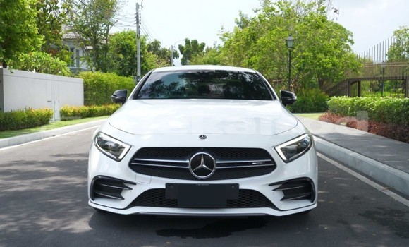 Buy Used Mercedes‒Benz CLS–Class White Car in Bangkok in Bangkok