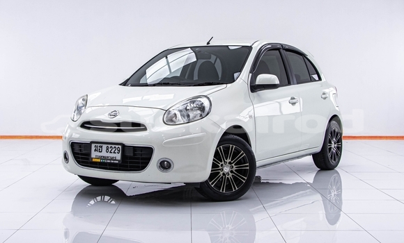 Buy Used Nissan March White Car in Bangkok in Bangkok Buy Used Nissan March White Car in Bangkok in Bangkok