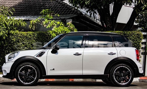 Buy Used Mini Cooper White Car in Bangkok in Bangkok Buy Used Mini Cooper White Car in Bangkok in Bangkok