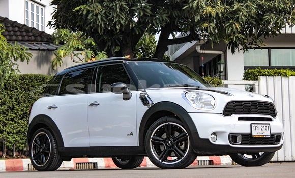 Buy Used Mini Cooper White Car in Bangkok in Bangkok Buy Used Mini Cooper White Car in Bangkok in Bangkok