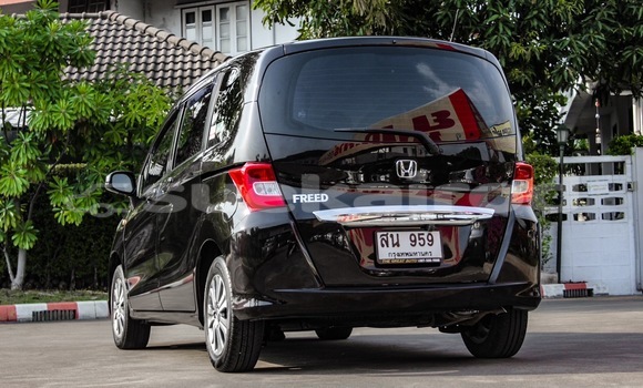 ซื้อ รถมือสอง Honda Freed สีน้ำตาล รถยนต์ ใน %{เมือง} ใน กรุงเทพมหานคร ซื้อ รถมือสอง Honda Freed สีน้ำตาล รถยนต์ ใน %{เมือง} ใน กรุงเทพมหานคร