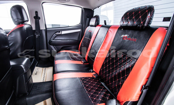 Buy Used Isuzu D-Max White Car in Bangkok in Bangkok Buy Used Isuzu D-Max White Car in Bangkok in Bangkok