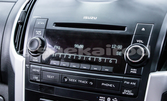 Buy Used Isuzu D-Max White Car in Bangkok in Bangkok Buy Used Isuzu D-Max White Car in Bangkok in Bangkok