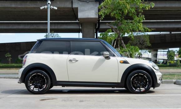 Buy Used Mini Cooper White Car in Bangkok in Bangkok Buy Used Mini Cooper White Car in Bangkok in Bangkok