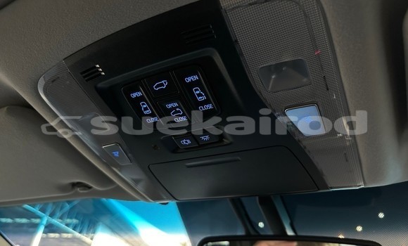 Buy Used Toyota Vellfire White Car in Bangkok in Bangkok Buy Used Toyota Vellfire White Car in Bangkok in Bangkok