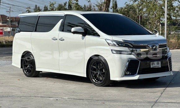 Buy Used Toyota Vellfire White Car in Bangkok in Bangkok Buy Used Toyota Vellfire White Car in Bangkok in Bangkok