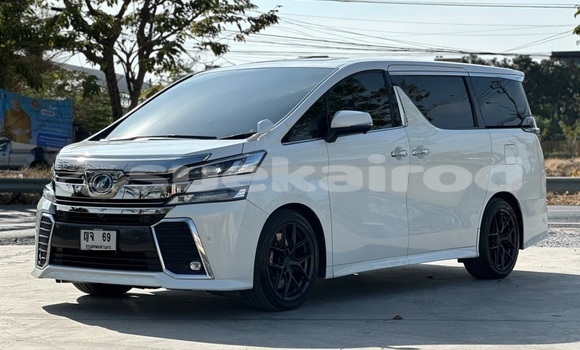 Buy Used Toyota Vellfire White Car in Bangkok in Bangkok Buy Used Toyota Vellfire White Car in Bangkok in Bangkok