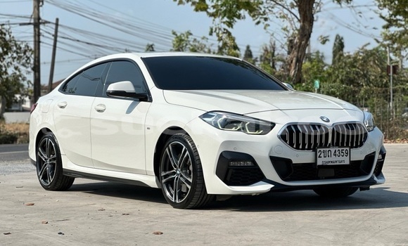 Buy Used BMW 2-Series White Car in Bangkok in Bangkok Buy Used BMW 2-Series White Car in Bangkok in Bangkok