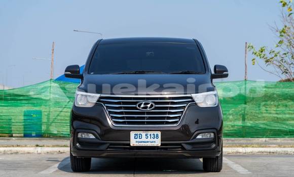 Buy Used Hyundai H1 Brown Car in Bangkok in Bangkok