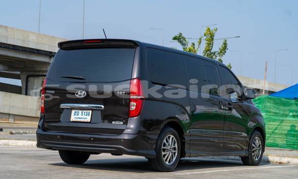 ซื้อ รถมือสอง Hyundai H1 สีน้ำตาล รถยนต์ ใน %{เมือง} ใน กรุงเทพมหานคร ซื้อ รถมือสอง Hyundai H1 สีน้ำตาล รถยนต์ ใน %{เมือง} ใน กรุงเทพมหานคร