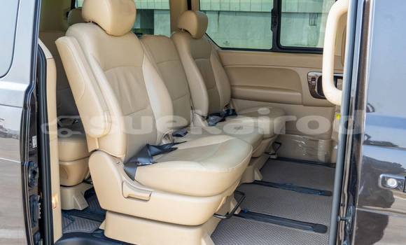 ซื้อ รถมือสอง Hyundai H1 สีน้ำตาล รถยนต์ ใน %{เมือง} ใน กรุงเทพมหานคร ซื้อ รถมือสอง Hyundai H1 สีน้ำตาล รถยนต์ ใน %{เมือง} ใน กรุงเทพมหานคร