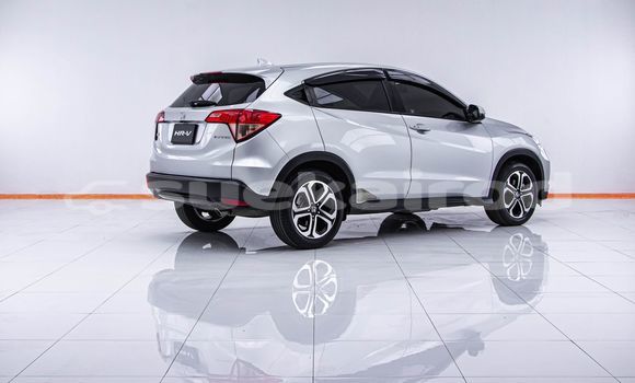 ซื้อ รถมือสอง Honda HR-V อื่น ๆ รถยนต์ ใน %{เมือง} ใน กรุงเทพมหานคร ซื้อ รถมือสอง Honda HR-V อื่น ๆ รถยนต์ ใน %{เมือง} ใน กรุงเทพมหานคร