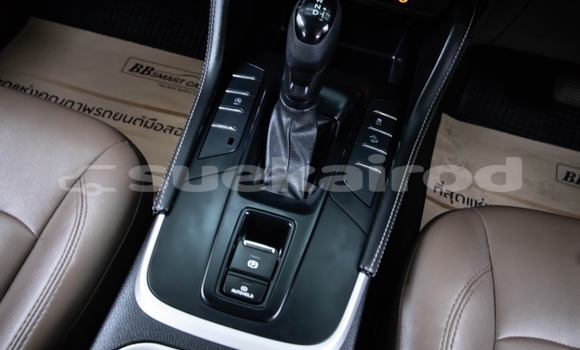 Buy Used Isuzu MU-X White Car in Bangkok in Bangkok Buy Used Isuzu MU-X White Car in Bangkok in Bangkok