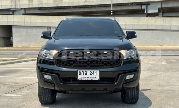 Buy Used Ford Everest Black Car in Bangkok in Bangkok