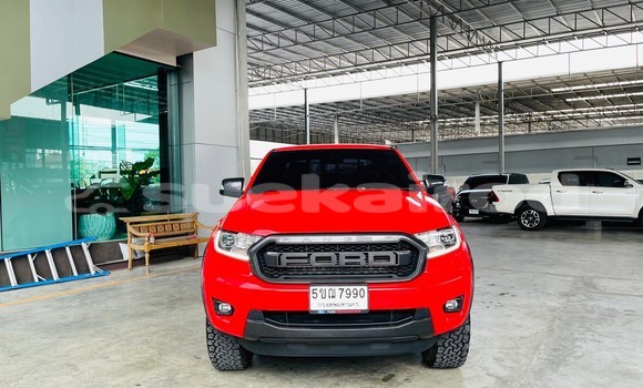 ซื้อ รถมือสอง Ford Ranger สีแดง รถยนต์ ใน %{เมือง} ใน กรุงเทพมหานคร