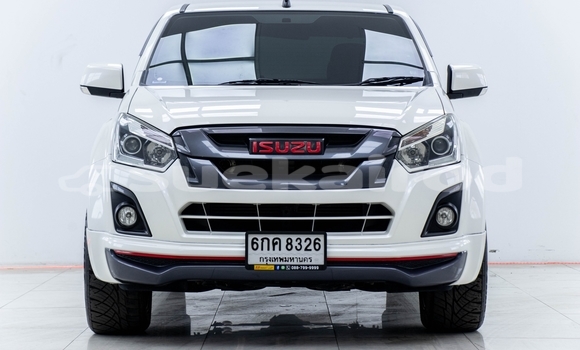 ซื้อ รถมือสอง Isuzu D–MAX ขาว รถยนต์ ใน %{เมือง} ใน กรุงเทพมหานคร