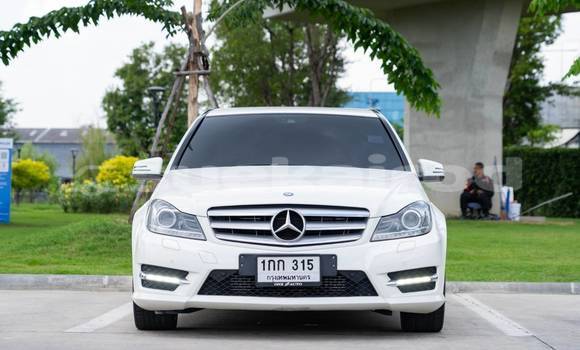 ซื้อ รถมือสอง Mercedes-Benz C-klasse ขาว รถยนต์ ใน %{เมือง} ใน กรุงเทพมหานคร ซื้อ รถมือสอง Mercedes-Benz C-klasse ขาว รถยนต์ ใน %{เมือง} ใน กรุงเทพมหานคร