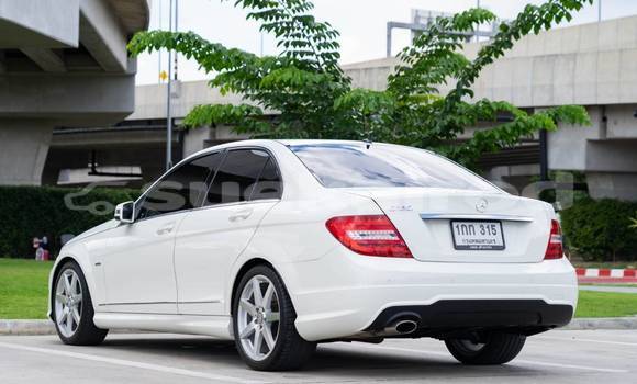 Buy Used Mercedes-Benz C-klasse White Car in Bangkok in Bangkok Buy Used Mercedes-Benz C-klasse White Car in Bangkok in Bangkok