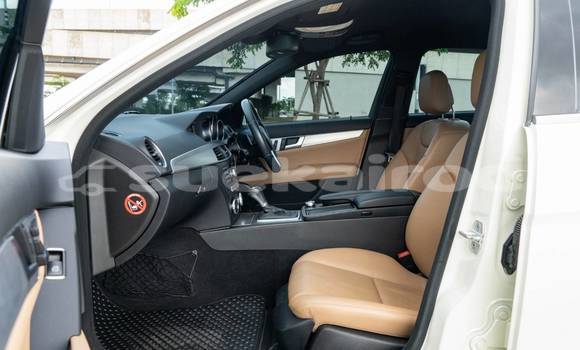 Buy Used Mercedes-Benz C-klasse White Car in Bangkok in Bangkok Buy Used Mercedes-Benz C-klasse White Car in Bangkok in Bangkok
