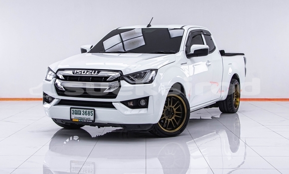 Buy Used Isuzu D–MAX White Car in Bangkok in Bangkok Buy Used Isuzu D–MAX White Car in Bangkok in Bangkok