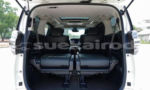Buy Used Toyota Vellfire White Car in Bangkok in Bangkok Buy Used Toyota Vellfire White Car in Bangkok in Bangkok