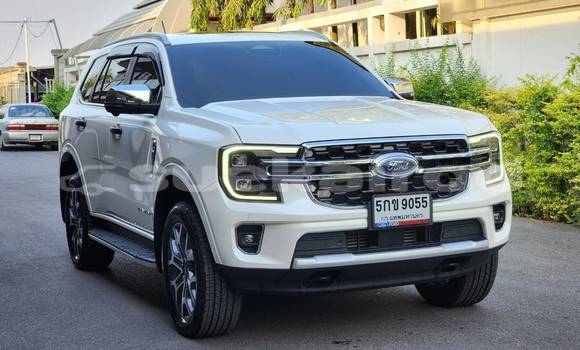 Buy Used Ford Everest White Car in Bangkok in Bangkok Buy Used Ford Everest White Car in Bangkok in Bangkok