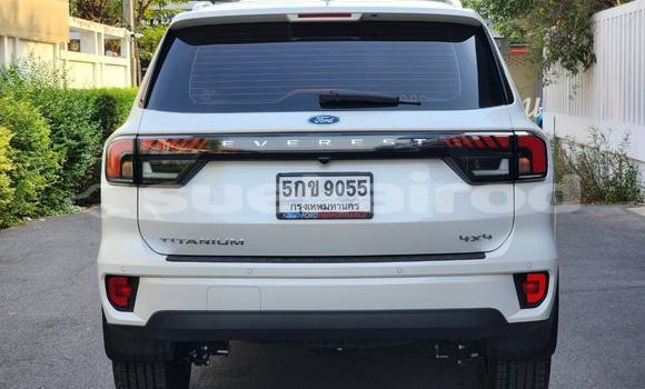Buy Used Ford Everest White Car in Bangkok in Bangkok Buy Used Ford Everest White Car in Bangkok in Bangkok