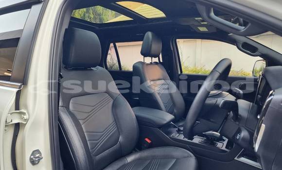 Buy Used Ford Everest White Car in Bangkok in Bangkok Buy Used Ford Everest White Car in Bangkok in Bangkok