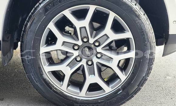 Buy Used Ford Everest White Car in Bangkok in Bangkok Buy Used Ford Everest White Car in Bangkok in Bangkok