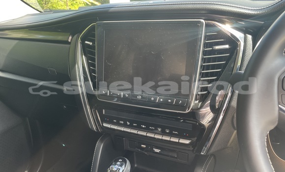 Buy Used Isuzu MU-X Silver Car in Phuket in Phuket Buy Used Isuzu MU-X Silver Car in Phuket in Phuket