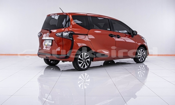 ซื้อ รถมือสอง Toyota Sienta สีแดง รถยนต์ ใน %{เมือง} ใน กรุงเทพมหานคร ซื้อ รถมือสอง Toyota Sienta สีแดง รถยนต์ ใน %{เมือง} ใน กรุงเทพมหานคร