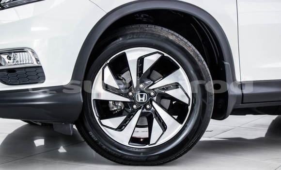 Buy Used Honda CR-V White Car in Bangkok in Bangkok Buy Used Honda CR-V White Car in Bangkok in Bangkok