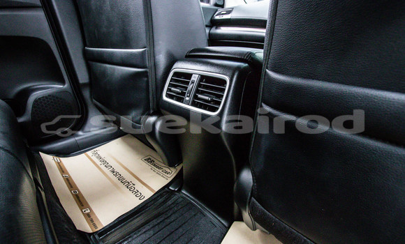 Buy Used Honda CR-V White Car in Bangkok in Bangkok Buy Used Honda CR-V White Car in Bangkok in Bangkok