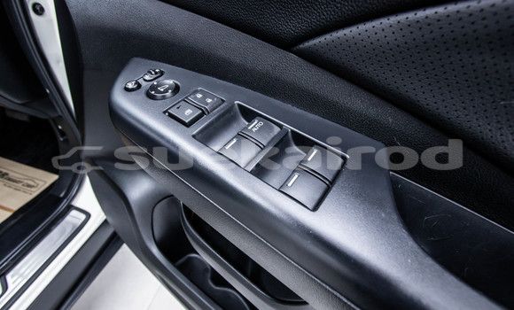 Buy Used Honda CR-V White Car in Bangkok in Bangkok Buy Used Honda CR-V White Car in Bangkok in Bangkok