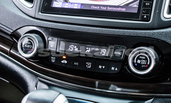 Buy Used Honda CR-V White Car in Bangkok in Bangkok Buy Used Honda CR-V White Car in Bangkok in Bangkok