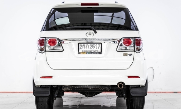 Buy Used Toyota Fortuner White Car in Bangkok in Bangkok Buy Used Toyota Fortuner White Car in Bangkok in Bangkok