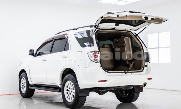 Buy Used Toyota Fortuner White Car in Bangkok in Bangkok Buy Used Toyota Fortuner White Car in Bangkok in Bangkok