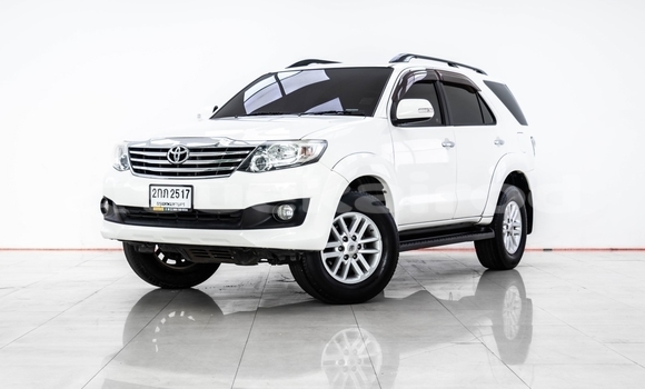 Buy Used Toyota Fortuner White Car in Bangkok in Bangkok Buy Used Toyota Fortuner White Car in Bangkok in Bangkok
