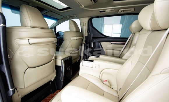 Buy Used Toyota Alphard White Car in Bangkok in Bangkok Buy Used Toyota Alphard White Car in Bangkok in Bangkok