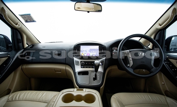 ซื้อ รถมือสอง Hyundai H1 สีน้ำตาล รถยนต์ ใน %{เมือง} ใน กรุงเทพมหานคร ซื้อ รถมือสอง Hyundai H1 สีน้ำตาล รถยนต์ ใน %{เมือง} ใน กรุงเทพมหานคร