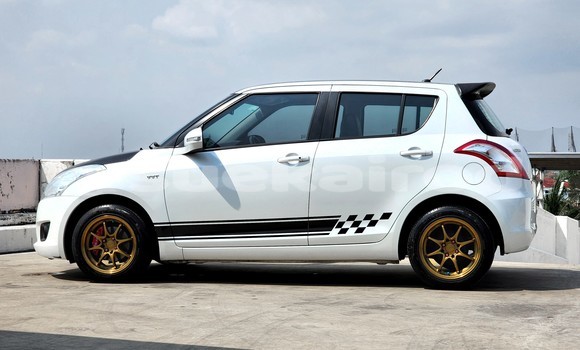 ซื้อ รถมือสอง Suzuki Swift ขาว รถยนต์ ใน %{เมือง} ใน กรุงเทพมหานคร ซื้อ รถมือสอง Suzuki Swift ขาว รถยนต์ ใน %{เมือง} ใน กรุงเทพมหานคร