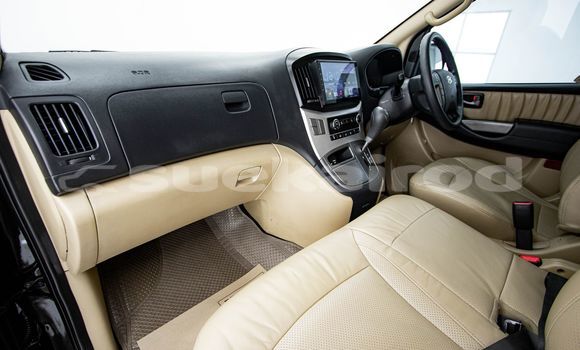 Buy Used Hyundai H1 Brown Car in Bangkok in Bangkok Buy Used Hyundai H1 Brown Car in Bangkok in Bangkok