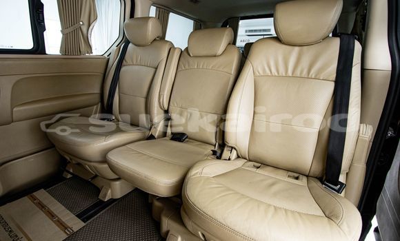 Buy Used Hyundai H1 Brown Car in Bangkok in Bangkok Buy Used Hyundai H1 Brown Car in Bangkok in Bangkok