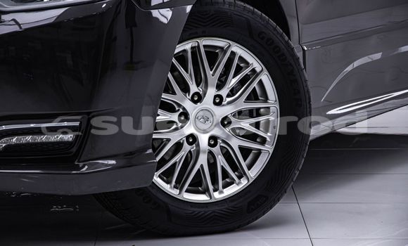 Buy Used Hyundai H1 Brown Car in Bangkok in Bangkok Buy Used Hyundai H1 Brown Car in Bangkok in Bangkok