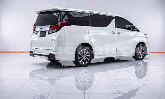 Buy Used Toyota Alphard White Car in Bangkok in Bangkok Buy Used Toyota Alphard White Car in Bangkok in Bangkok