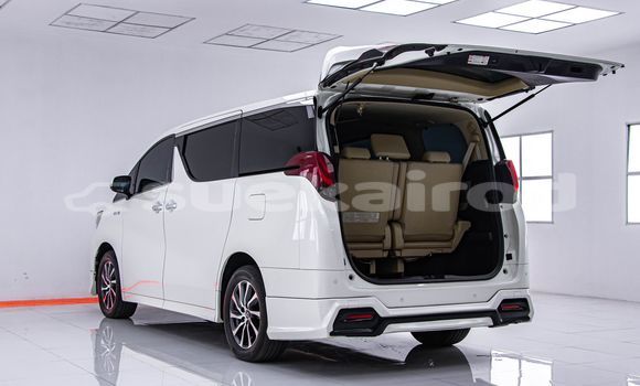 Buy Used Toyota Alphard White Car in Bangkok in Bangkok Buy Used Toyota Alphard White Car in Bangkok in Bangkok