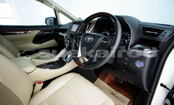 Buy Used Toyota Alphard White Car in Bangkok in Bangkok Buy Used Toyota Alphard White Car in Bangkok in Bangkok