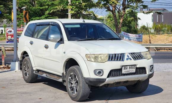 ซื้อ รถมือสอง Mitsubishi Pajero Sport ขาว รถยนต์ ใน %{เมือง} ใน กรุงเทพมหานคร ซื้อ รถมือสอง Mitsubishi Pajero Sport ขาว รถยนต์ ใน %{เมือง} ใน กรุงเทพมหานคร