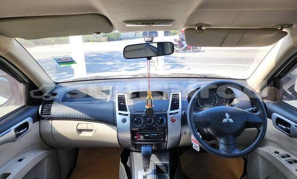 ซื้อ รถมือสอง Mitsubishi Pajero Sport ขาว รถยนต์ ใน %{เมือง} ใน กรุงเทพมหานคร ซื้อ รถมือสอง Mitsubishi Pajero Sport ขาว รถยนต์ ใน %{เมือง} ใน กรุงเทพมหานคร